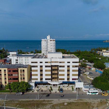 Hotel Axis Inn By Geh Suites Santa Marta  Extérieur photo