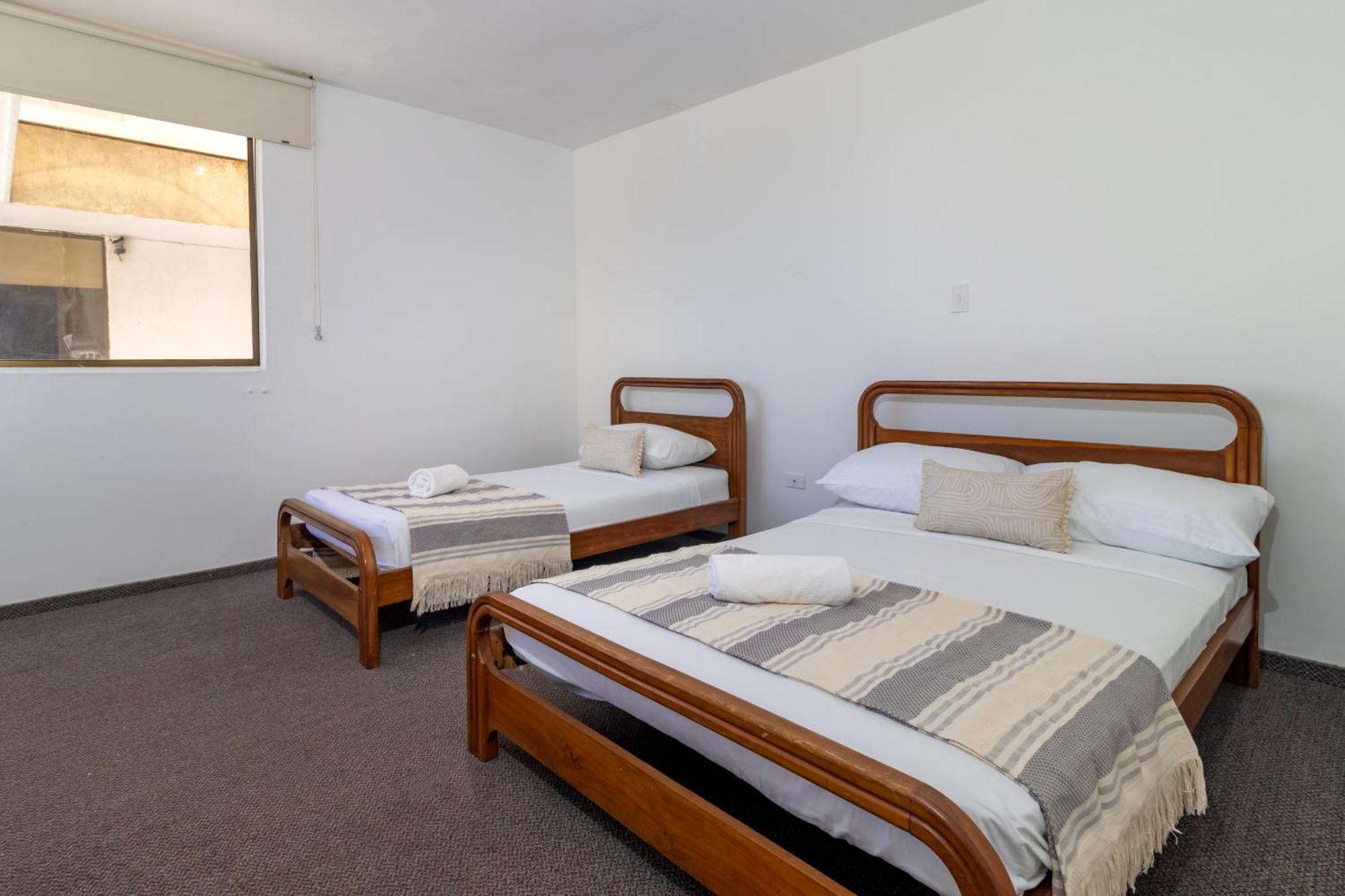 Hotel Axis Inn By Geh Suites Santa Marta  Extérieur photo