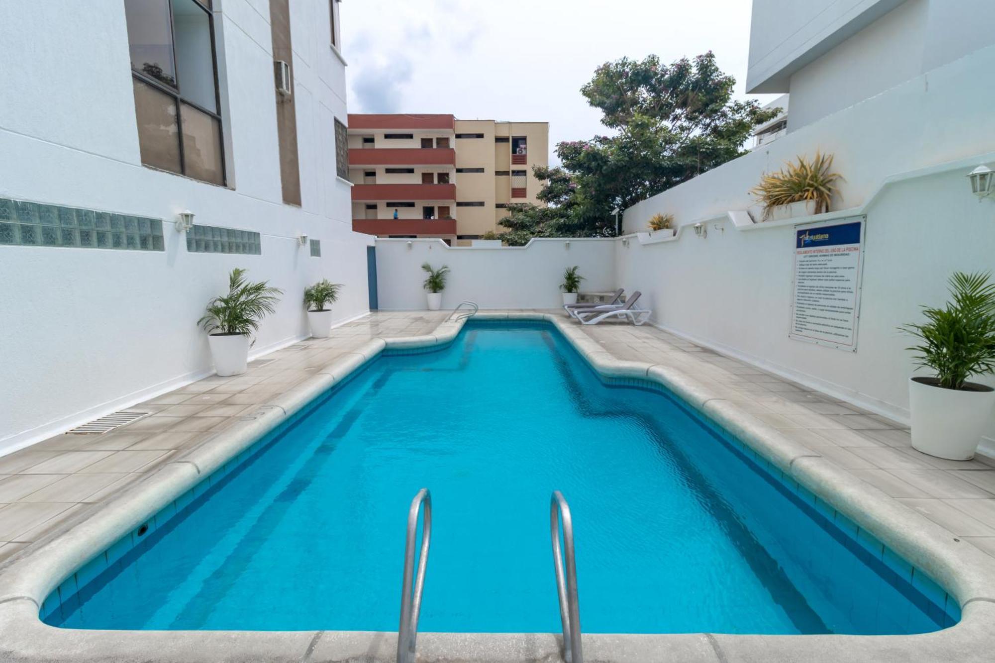 Hotel Axis Inn By Geh Suites Santa Marta  Extérieur photo