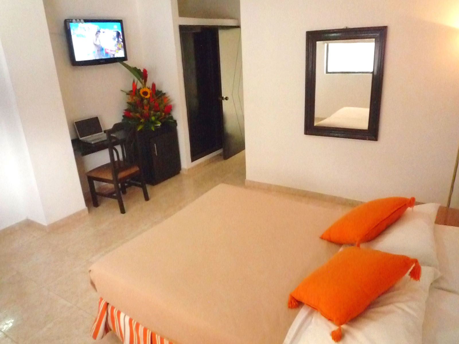 Hotel Axis Inn By Geh Suites Santa Marta  Extérieur photo